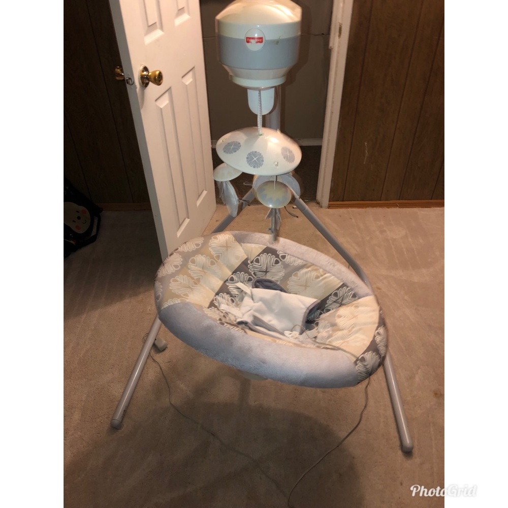 Baby swing